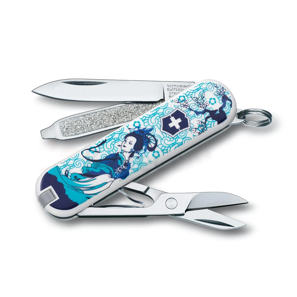 Victorinox Classic SD - Blue Mist 3 Victorinox Classic SD - Blue Mist