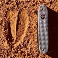 Victorinox Pioneer X Alox - Silver -Outdoor Equipment Store 0.8231.26 5 600x600 a5ffb159 e20f 44c2 af8d e0c9cc987531