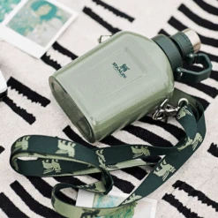 Stanley Classic Steel Canteen 1.1QT -Outdoor Equipment Store 18 63eb22a7 8d0a 4da6 8d25 ef34c6e7f9ae