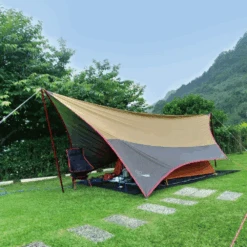 Vidalido Large Butterfly Tarp Black -Outdoor Equipment Store 7 b02533dd 1fe2 4ccc 991f cd243bc739cb