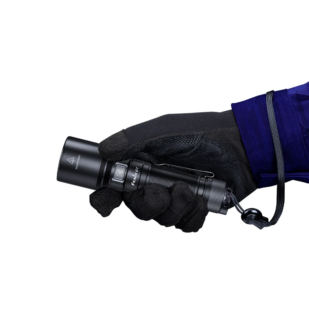 Fenix C7 Luminus SST70 Cool White LED Flashlight - Black 5 Fenix C7 Luminus SST70 Cool White LED Flashlight - Black - Image 3