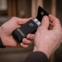 Leatherman Nylon Sheath With Pockets -Outdoor Equipment Store LM934932 7 600x600 22bb4eb1 cc40 49dc 95c7 27f5d507c71c