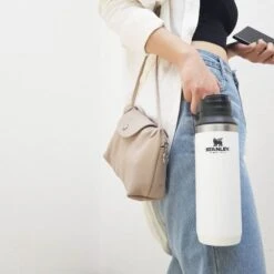 Stanley Adventure Switchback Travel Mug 12oz 22 Stanley Adventure Switchback Travel Mug 12oz -Outdoor Equipment Store stanley adventure switchback tek el termos bardak 0 47 lt beyaz 6 min 600x600 194d00f5 fd9e 4134 87f3 671bacd76626